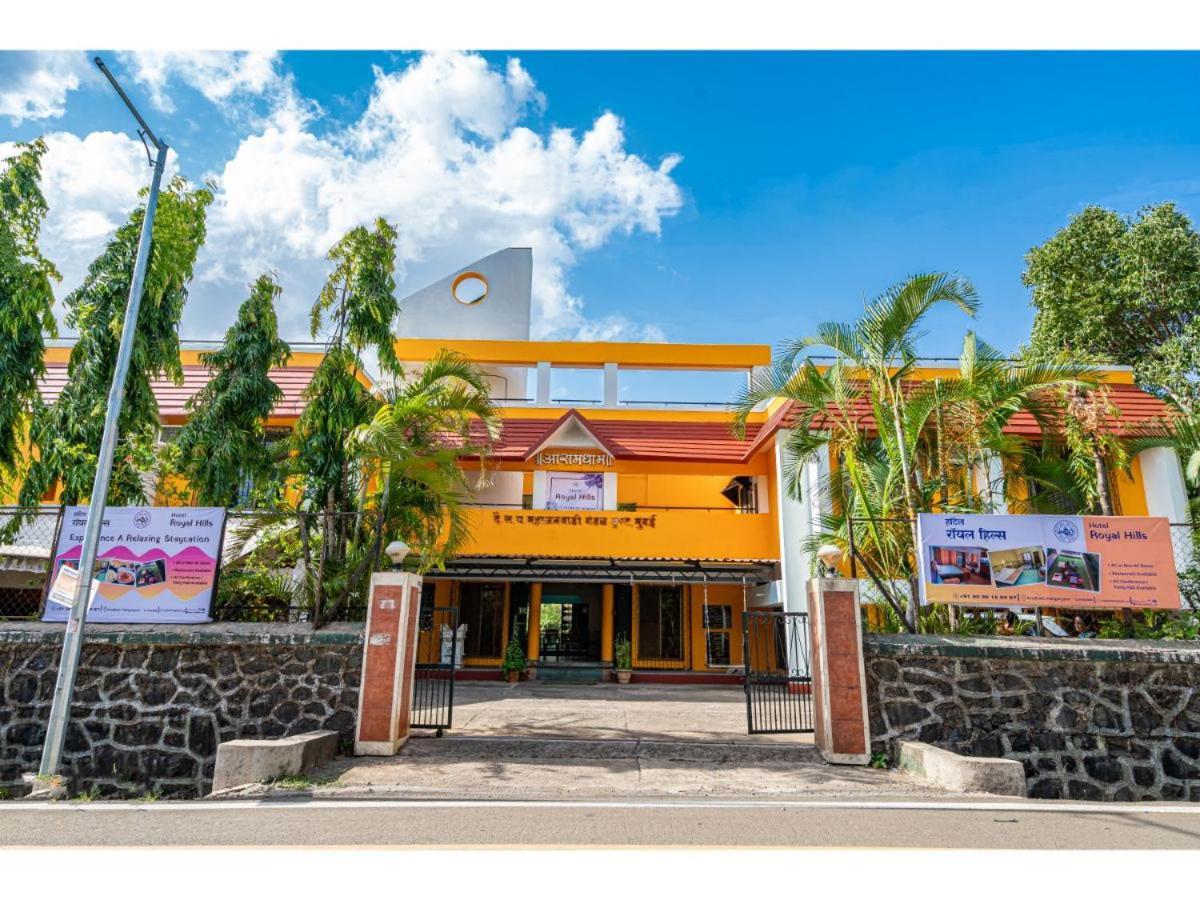 Hotel Royal Hills Pune Exterior foto