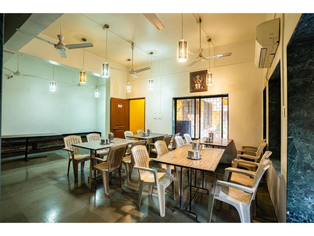 Hotel Royal Hills Pune Exterior foto